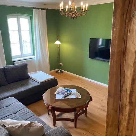 Im Limonadenhaus - Adults Only لوبنو