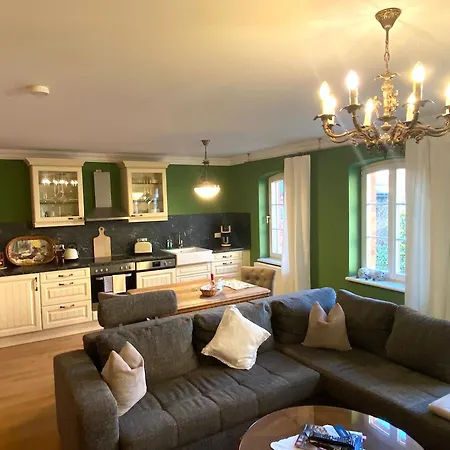 Im Limonadenhaus - Adults Only Holiday home Luebbenau