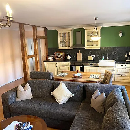 Im Limonadenhaus - Adults Only *