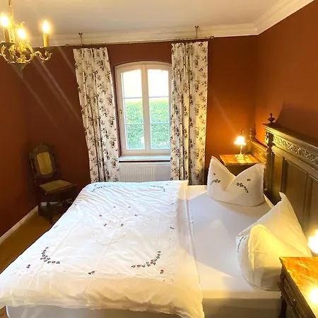 Im Limonadenhaus - Adults Only Holiday home Luebbenau