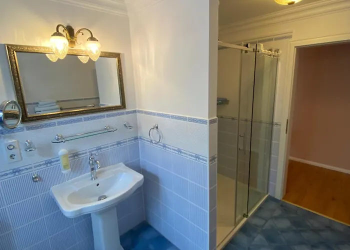 Im Limonadenhaus - Adults Only